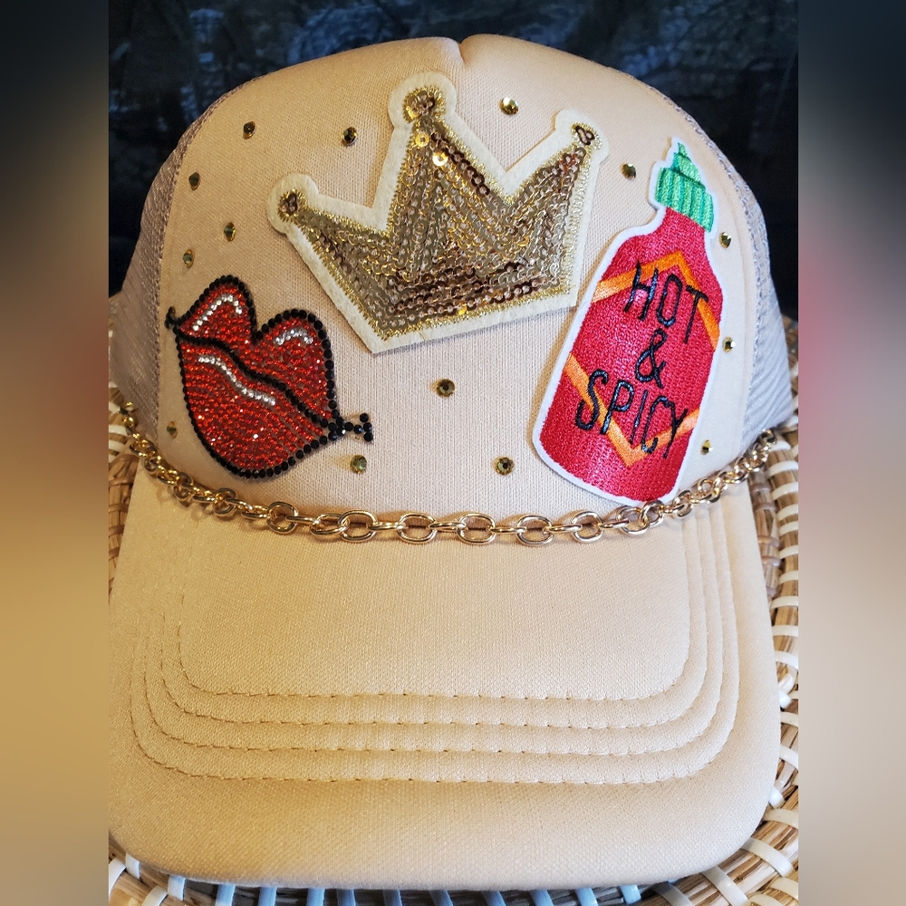 Hot & Spicy Queen Trucker Patch Hat w/Chain